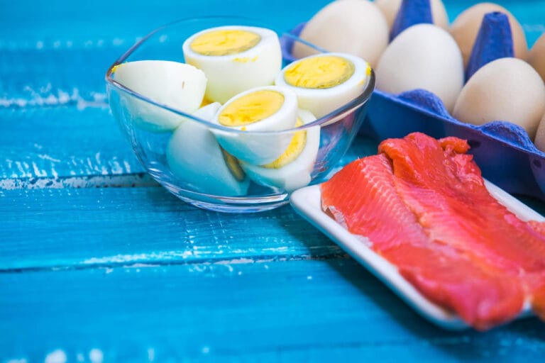 Jajka, ryby i&nbsp;nabiał: uzupełnienie, wsparcie kardiologiczne i&nbsp;mikrobiotyczne w&nbsp;diecie BARF – analiza
